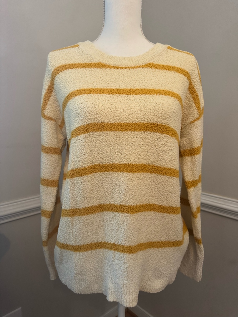 Dip Cream Bouclé Crew Sweater with Mustard Stripes Size L